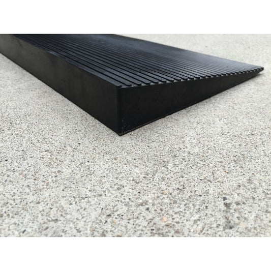 RAMPES DE SEUIL EN CAOUTCHOUC 15X140MM